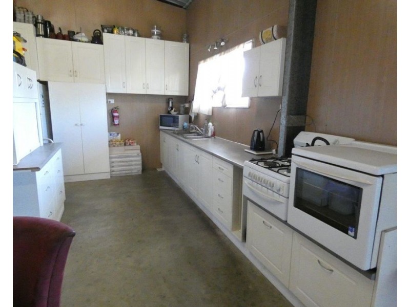 170 Dale Drive, Rules Beach QLD 4674