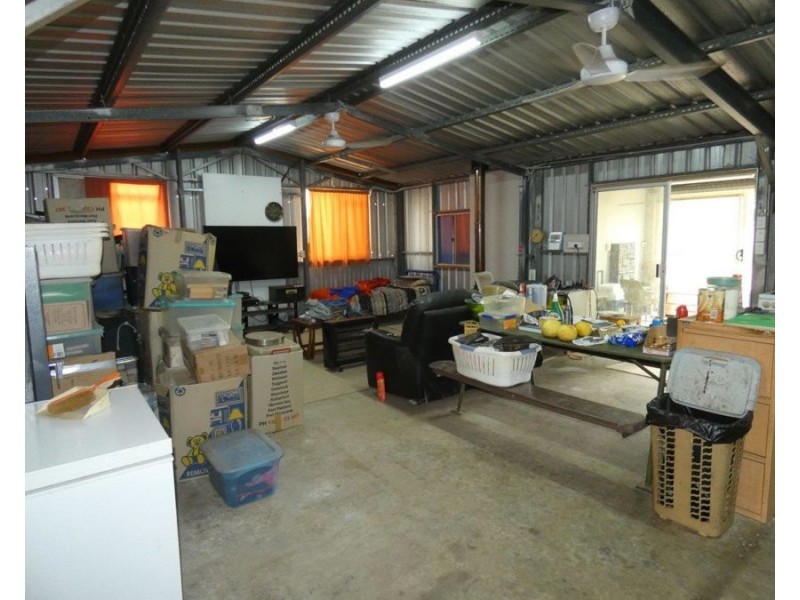 420 Matchbox Road, Deepwater QLD 4674