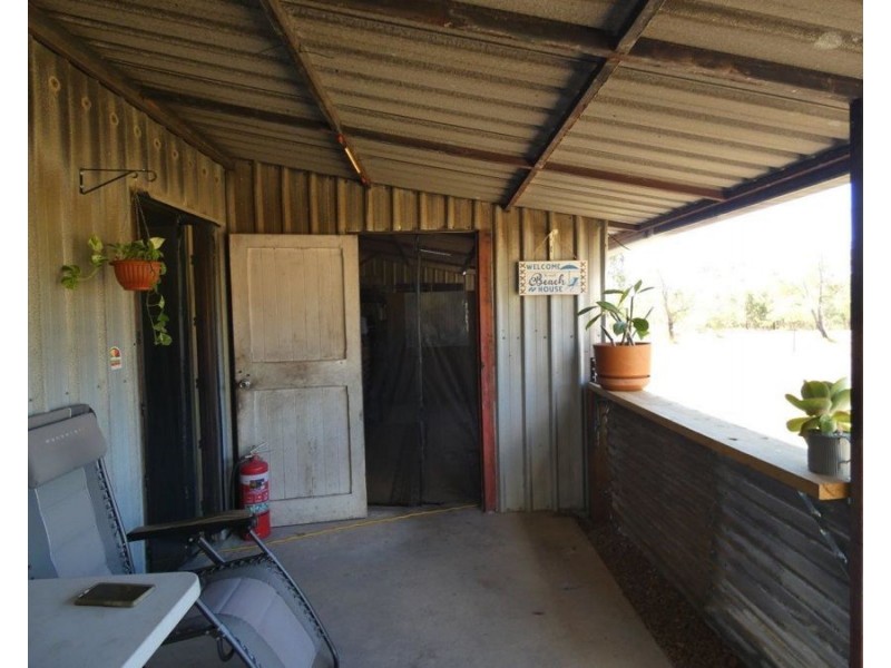 800 Capricornia Drive, Deepwater QLD 4674