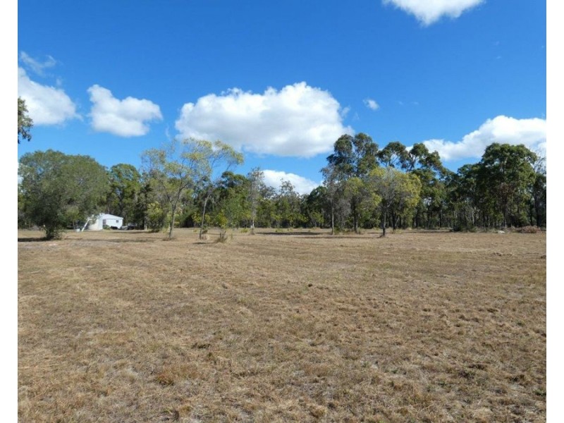 800 Capricornia Drive, Deepwater QLD 4674