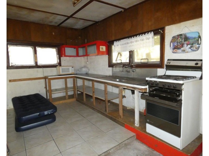 2023 Tableland Road, Mount Maria QLD 4674