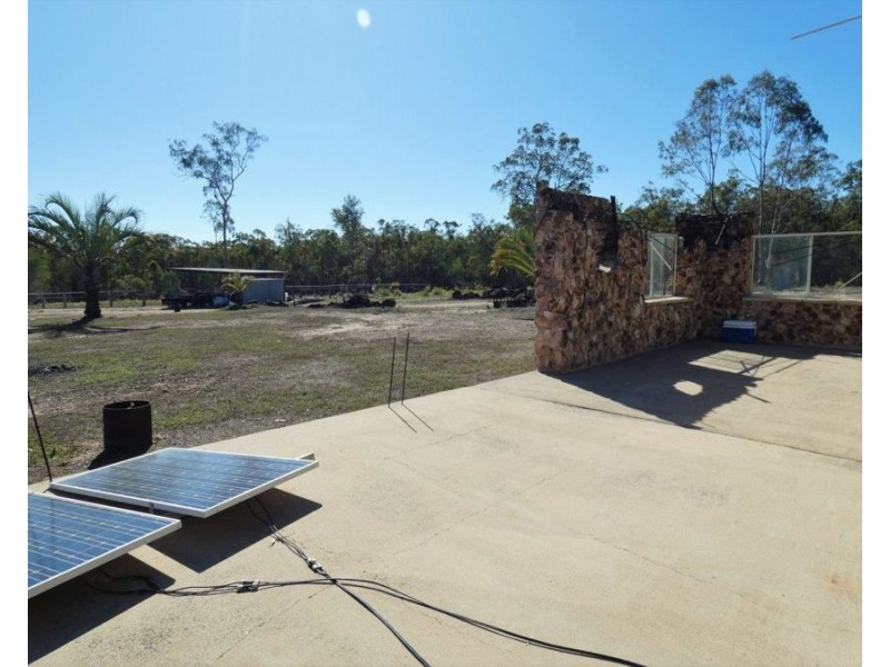 255 Mollenhagens Road, Winfield QLD 4670