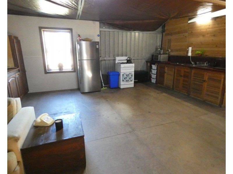 736 Matchbox Road, Deepwater QLD 4674