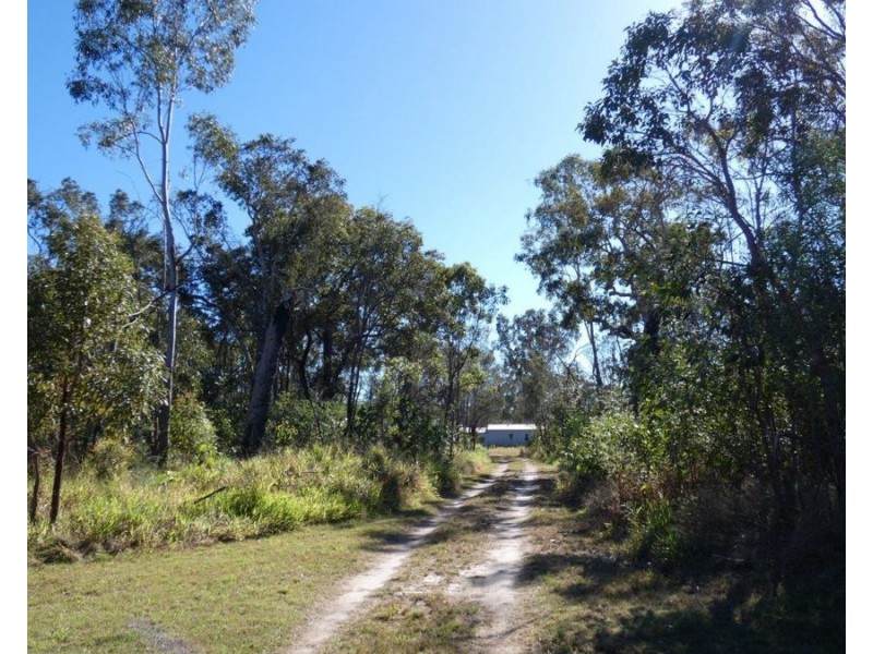 736 Matchbox Road, Deepwater QLD 4674