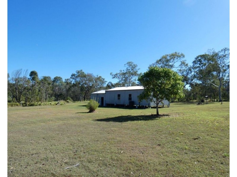 736 Matchbox Road, Deepwater QLD 4674