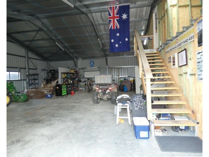 18 Bischoffs Road, Euleilah QLD 4674