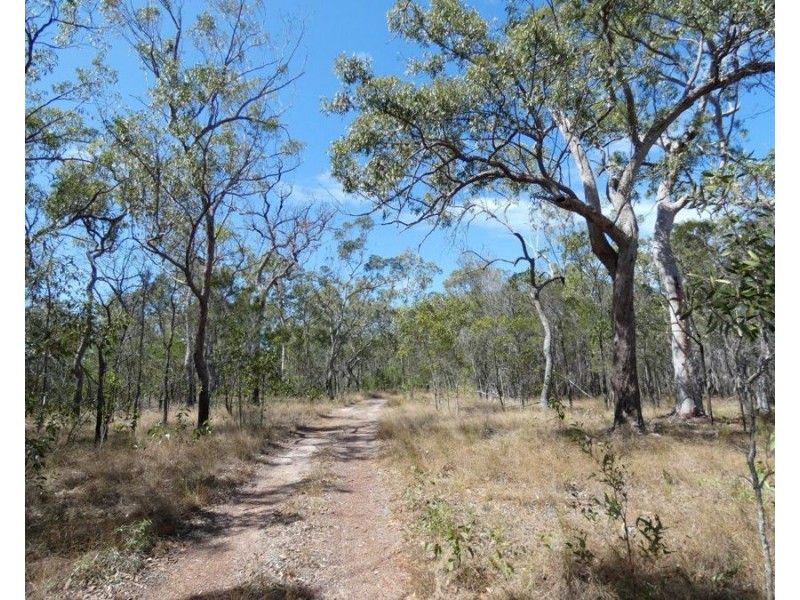 149 Fernfield Road, Deepwater QLD 4674