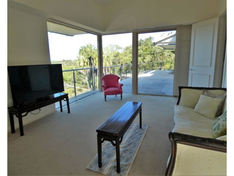 810 Fingerfield Road, Deepwater QLD 4674