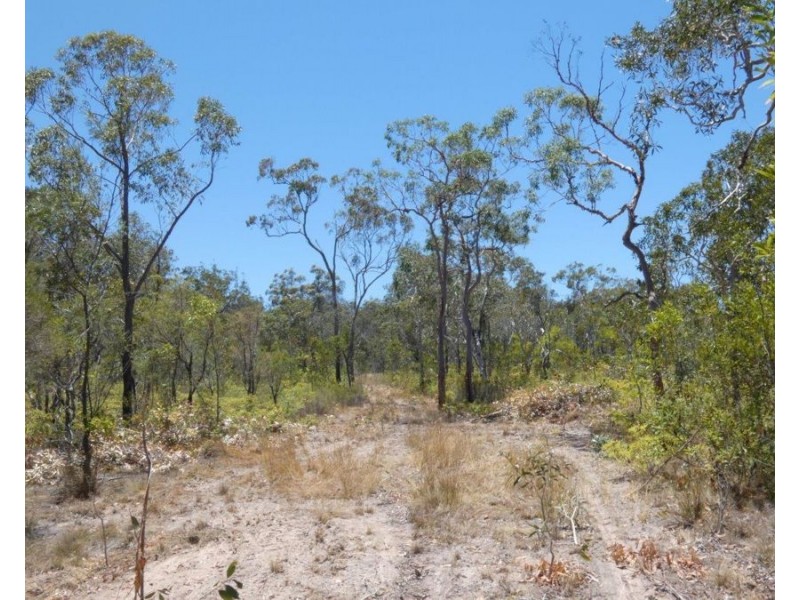 244 Pacific Drive, Deepwater QLD 4674