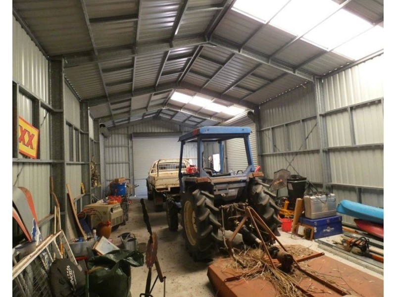 614 Fingerfield Road, Deepwater QLD 4674