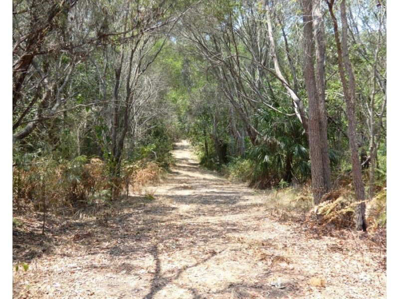 614 Fingerfield Road, Deepwater QLD 4674