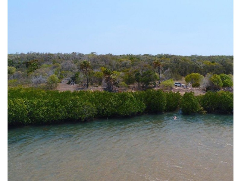 614 Fingerfield Road, Deepwater QLD 4674