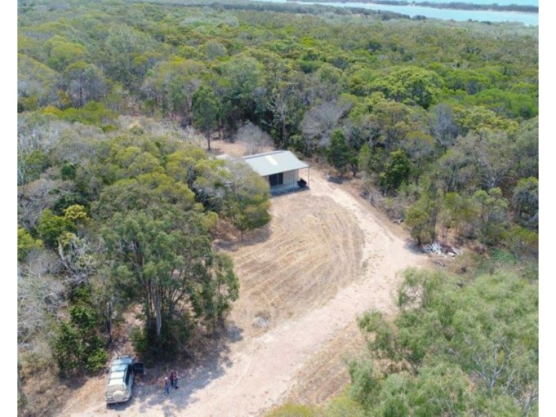 614 Fingerfield Road, Deepwater QLD 4674