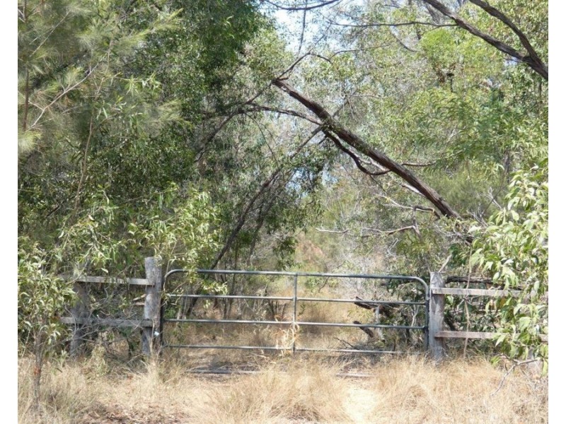 614 Fingerfield Road, Deepwater QLD 4674