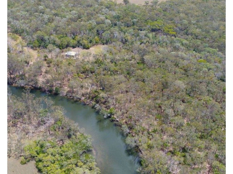 520 Deepwater Road, Deepwater QLD 4674