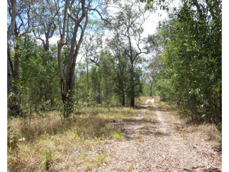 520 Deepwater Road, Deepwater QLD 4674