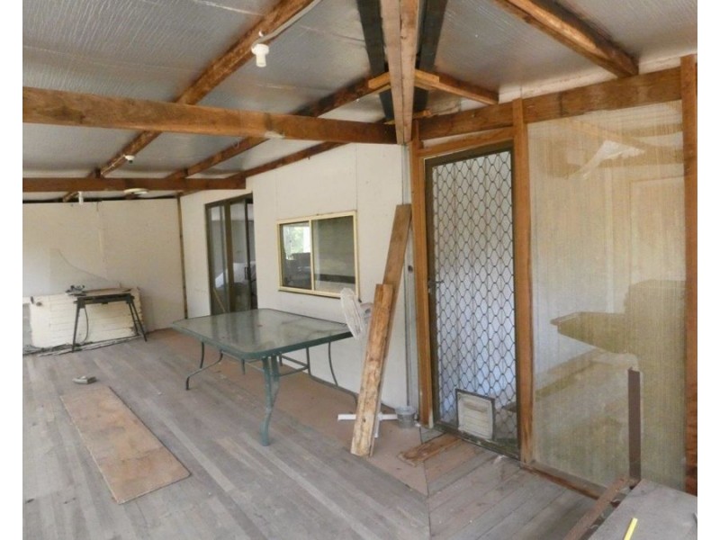 520 Deepwater Road, Deepwater QLD 4674