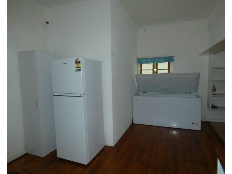 2140 Tableland Road, Mount Maria QLD 4674