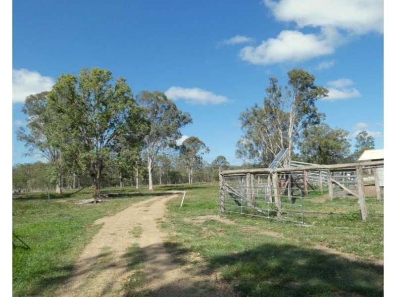 240 Ballantyne Road, Captain Creek QLD 4677