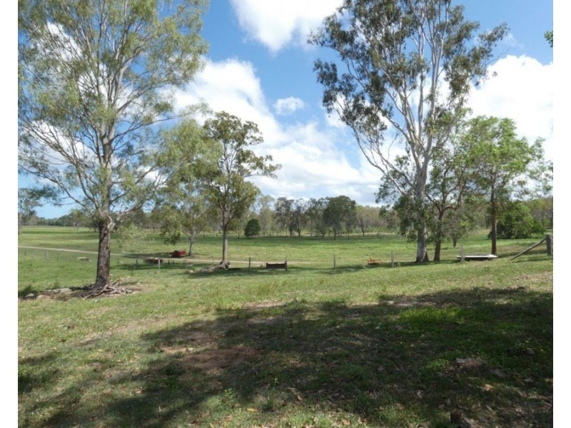 240 Ballantyne Road, Captain Creek QLD 4677