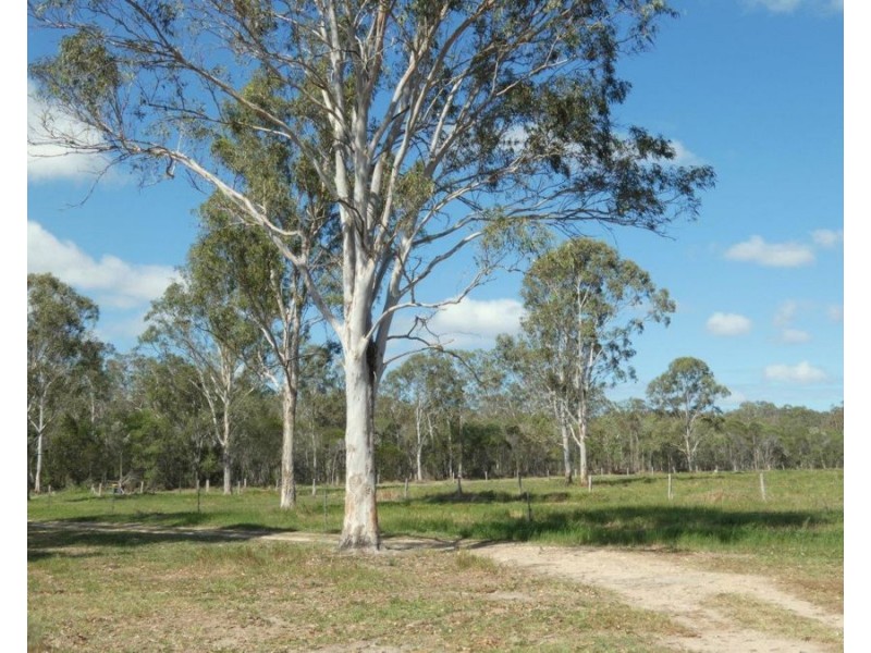 240 Ballantyne Road, Captain Creek QLD 4677