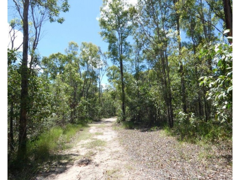 666 Capricornia Drive, Deepwater QLD 4674