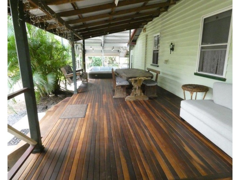 679 Coast Road, Baffle Creek QLD 4674