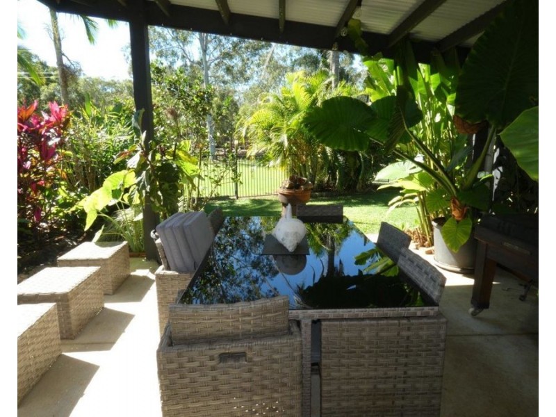 7 Bugdens Road, Yandaran QLD 4673