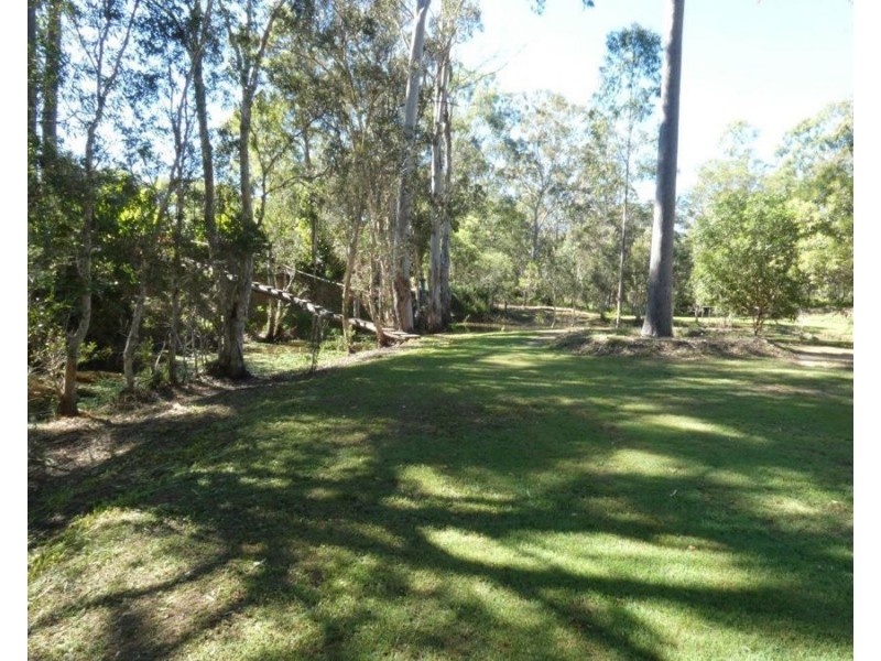 7 Bugdens Road, Yandaran QLD 4673