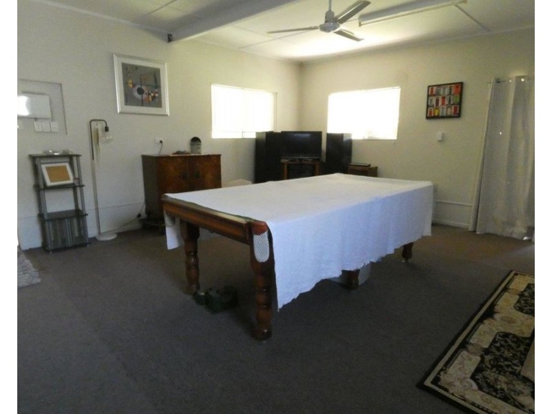 561 Matchbox Road, Deepwater QLD 4674