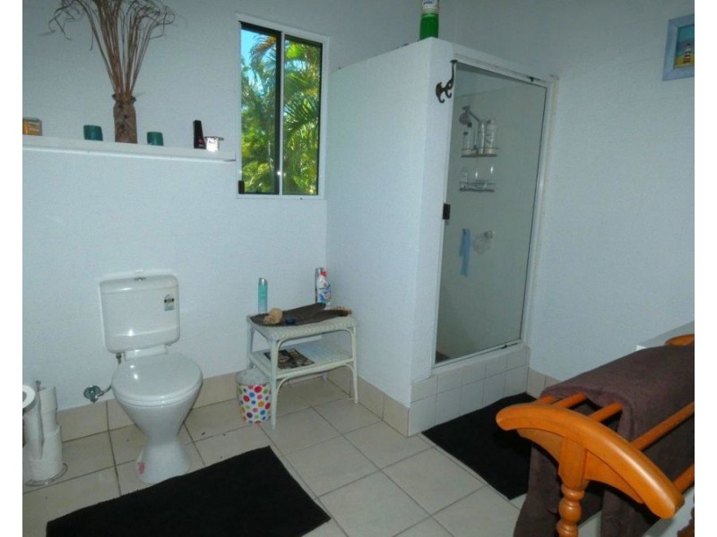 561 Matchbox Road, Deepwater QLD 4674