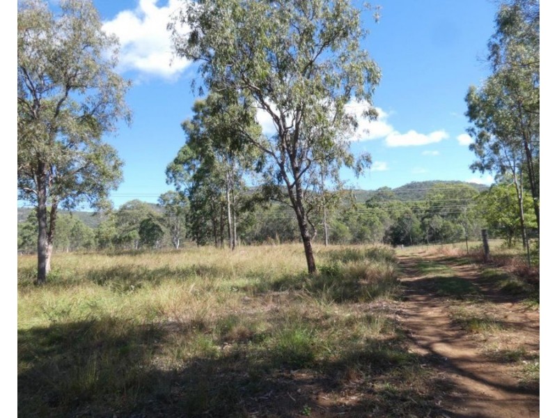 1039 Hills Road, Mount Maria QLD 4674