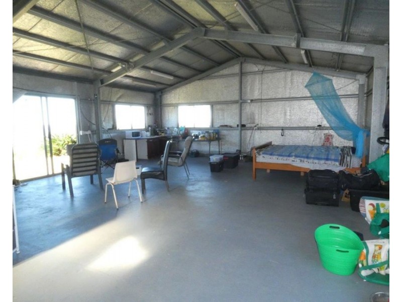 784 Matchbox Road, Deepwater QLD 4674