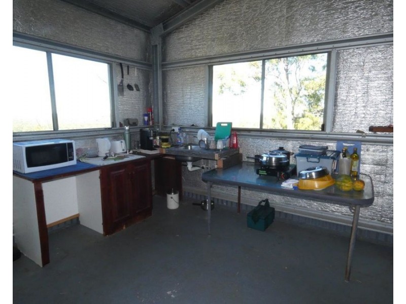 784 Matchbox Road, Deepwater QLD 4674