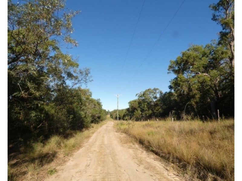 784 Matchbox Road, Deepwater QLD 4674