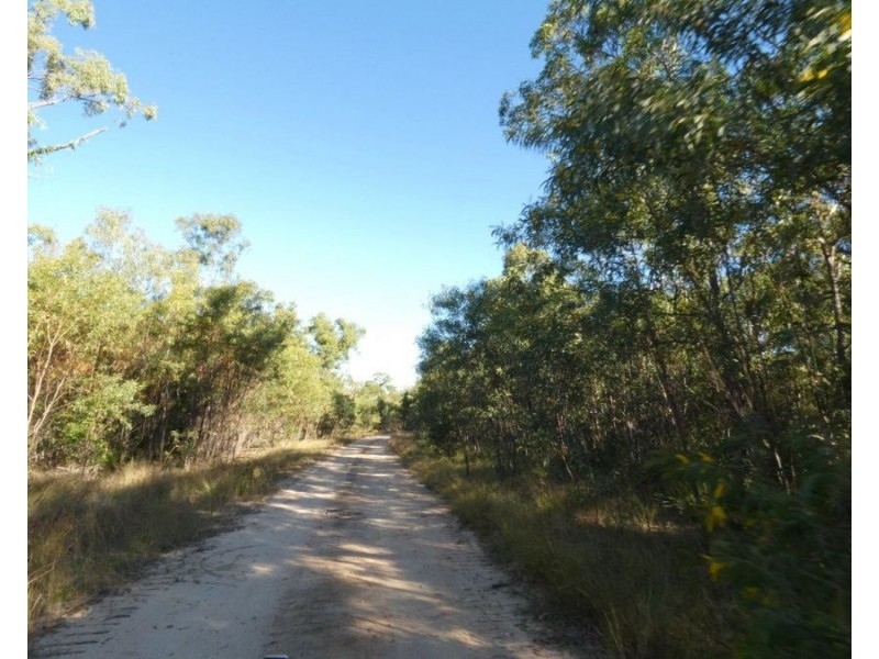 784 Matchbox Road, Deepwater QLD 4674