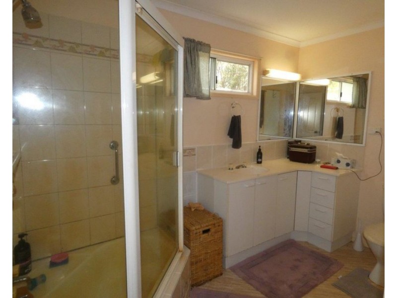 1342 Monduran Road, Yandaran QLD 4673