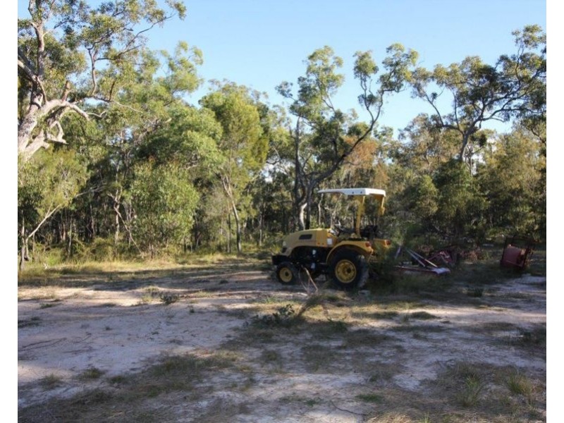 311 Pacific Drive, Deepwater QLD 4674