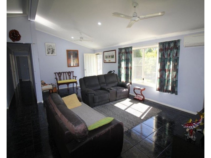 33 Taunton Road, Euleilah QLD 4674