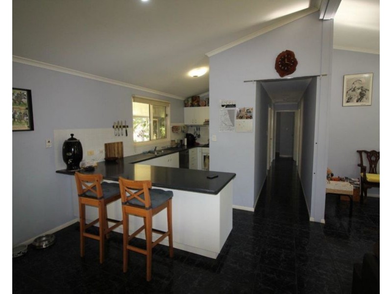 33 Taunton Road, Euleilah QLD 4674