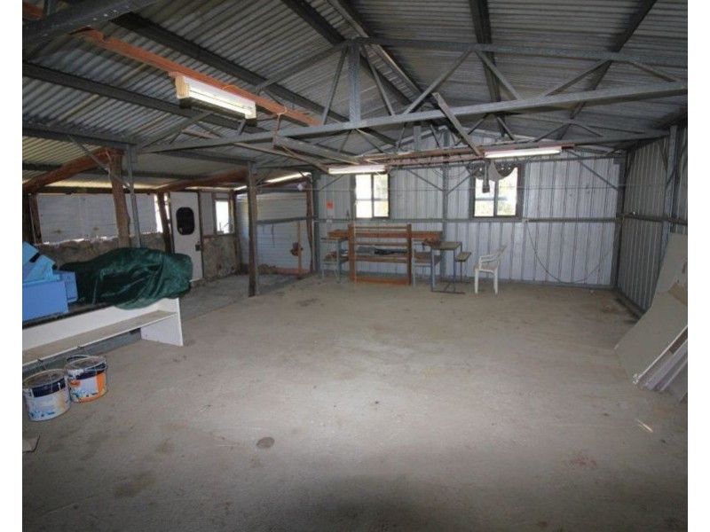 33 Taunton Road, Euleilah QLD 4674