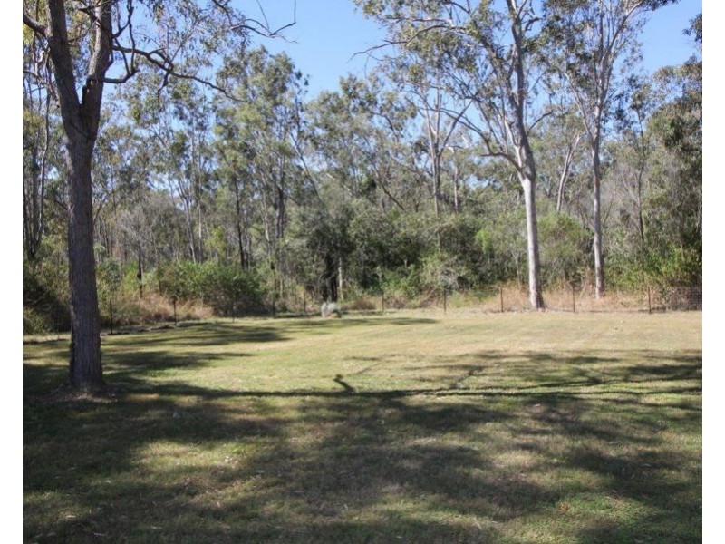 33 Taunton Road, Euleilah QLD 4674