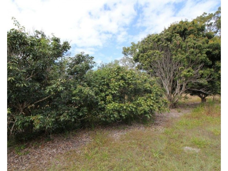 876 Pacific Drive, Deepwater QLD 4674