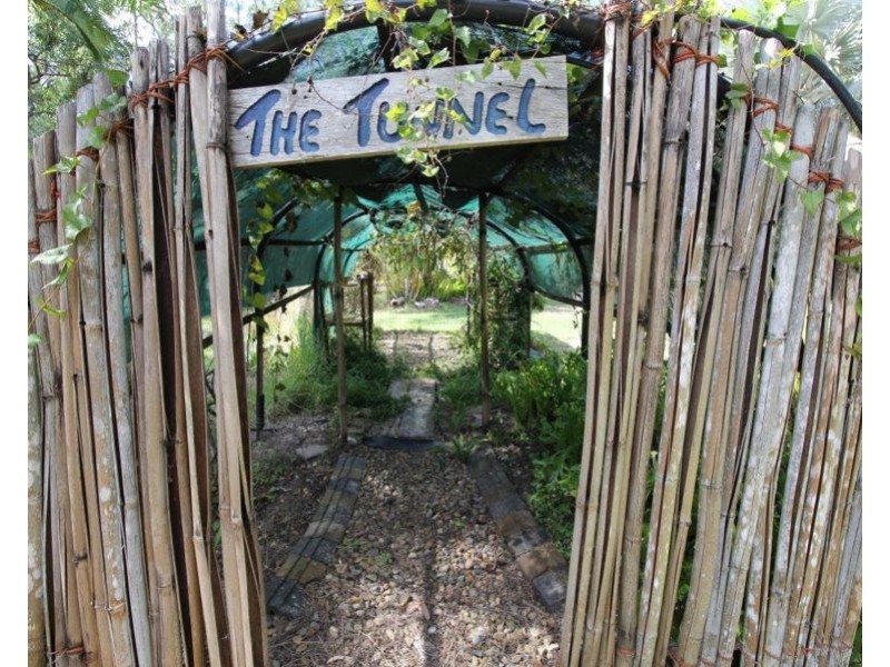 492 Capricornia Drive, Deepwater QLD 4674