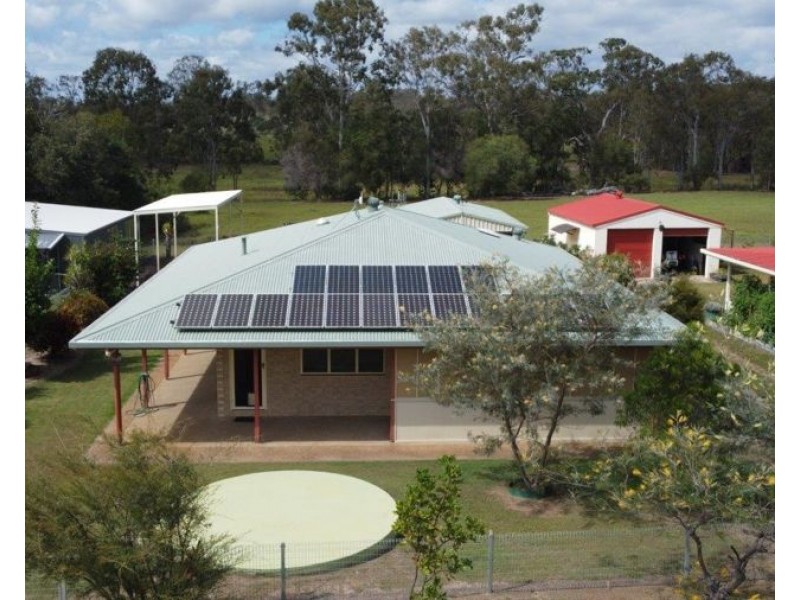 10 Pangola Street, Winfield QLD 4670