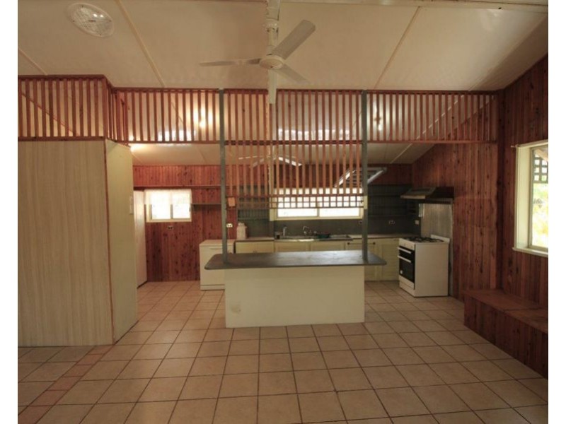 20 James Street, Rosedale QLD 4674