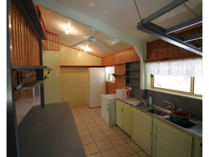 20 James Street, Rosedale QLD 4674