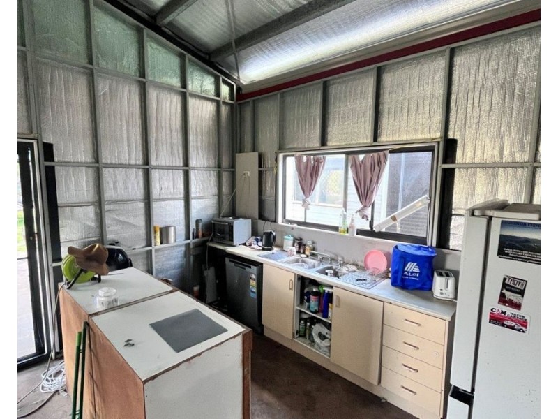 255 Pacific Drive, Deepwater QLD 4674