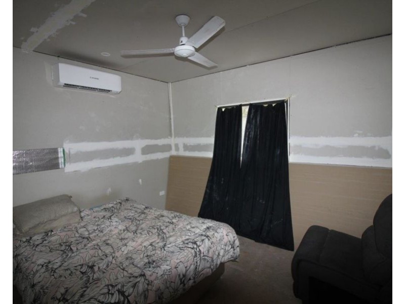 255 Pacific Drive, Deepwater QLD 4674