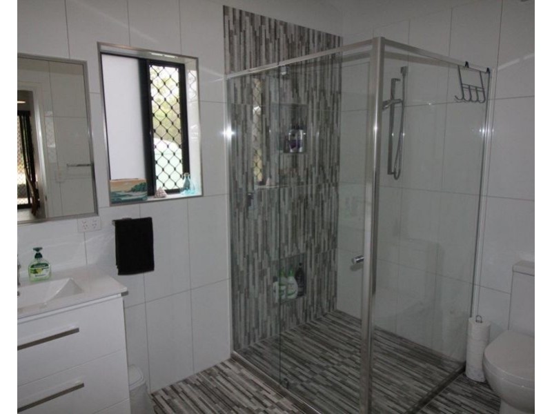 780 Capricornia Drive, Deepwater QLD 4674